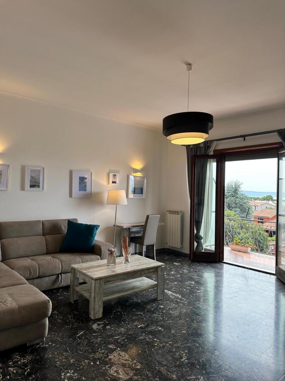 Pepe Apartment -Lago Di Bracciano เตรวินญาโน โรมาโน ภายนอก รูปภาพ